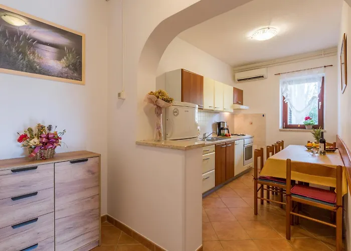 Piantade Cr Lejlighed Poreč