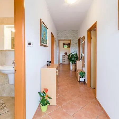 Piantade Cr Apartament Poreč