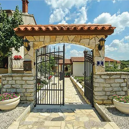 Апартаменты Piantade Cr