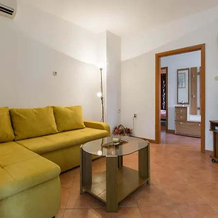 Piantade Cr Пореч